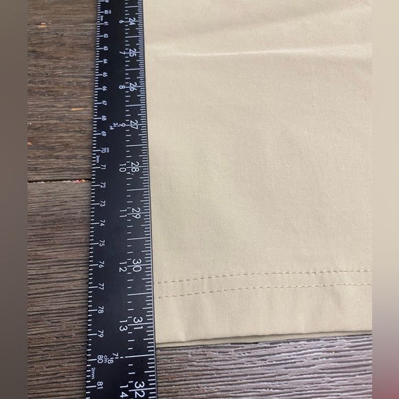 Eddie Bauer Guide Pro Collection Straight Leg Khaki mid Rise Pants Women 10 - Picture 4 of 7